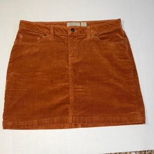 Patagonia Corduroy burnt orange color skirt size 10.